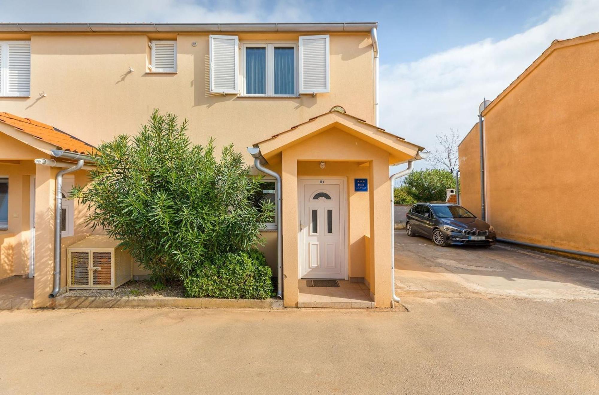 Apartment Buneta With Relaxing Outdoor Area Ližnjan 外观 照片